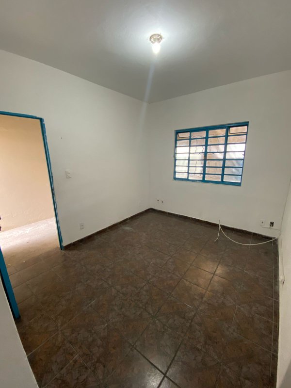 Casa 2 dormitórios - Vila Cintra av. mogiana Mogi das Cruzes - 