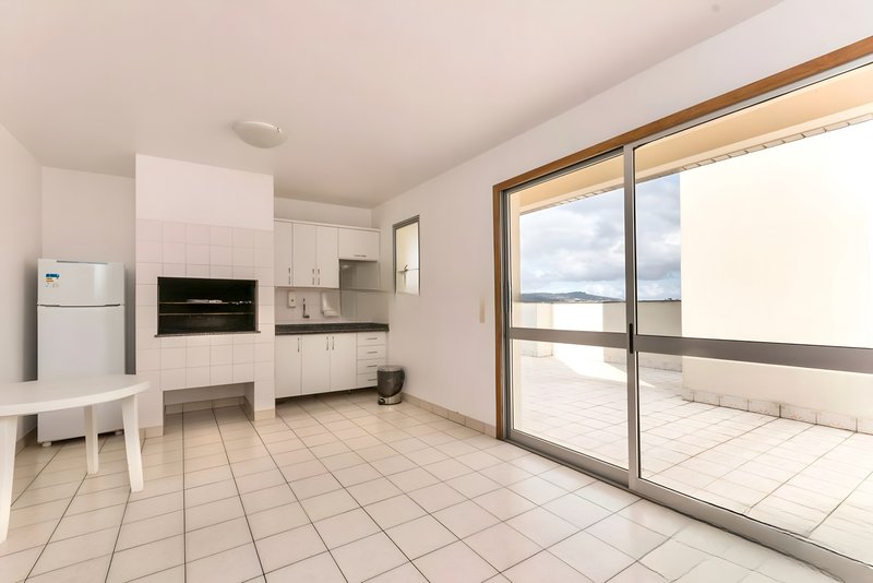 R$ 598.000 - IMPECÁVEL APARTAMENTO - 73M2 - 3 DORM - SUÍTE - CLOSET - VISTA - 1 VAGA Rua Professor Cristiano Fischer Porto Alegre - 
