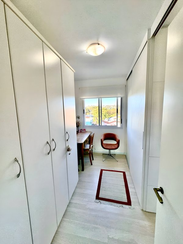 R$ 598.000 - IMPECÁVEL APARTAMENTO - 73M2 - 3 DORM - SUÍTE - CLOSET - VISTA - 1 VAGA Rua Professor Cristiano Fischer Porto Alegre - 