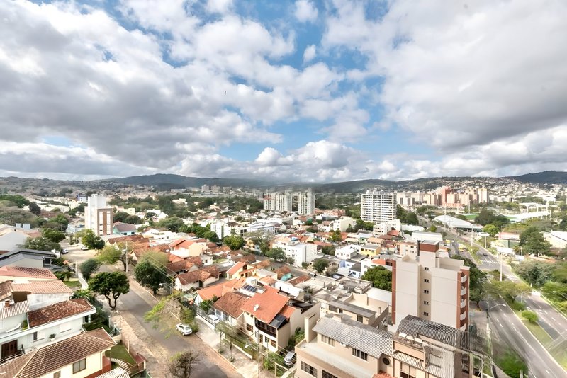 R$ 598.000 - IMPECÁVEL APARTAMENTO - 73M2 - 3 DORM - SUÍTE - CLOSET - VISTA - 1 VAGA Rua Professor Cristiano Fischer Porto Alegre - 