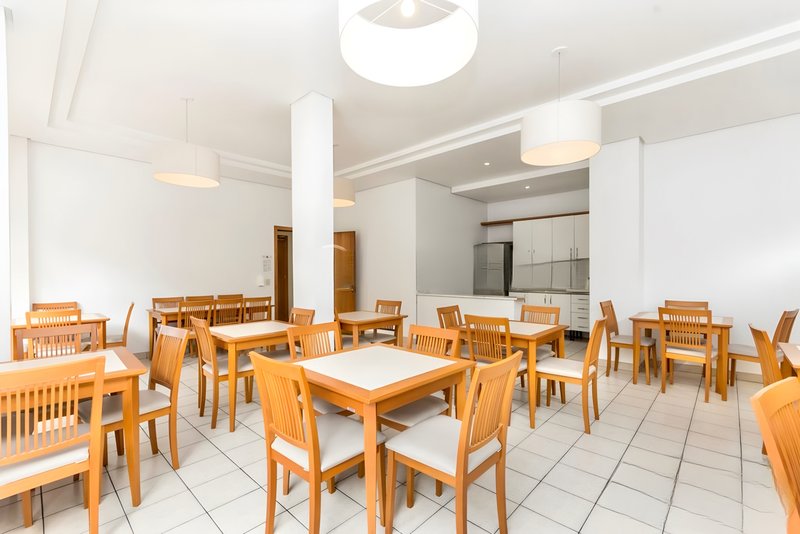R$ 598.000 - IMPECÁVEL APARTAMENTO - 73M2 - 3 DORM - SUÍTE - CLOSET - VISTA - 1 VAGA Rua Professor Cristiano Fischer Porto Alegre - 