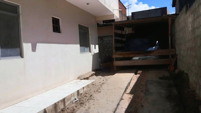 Casarão em Ipitanga - lauro de Freitas Rua Maraú Lauro de Freitas - 