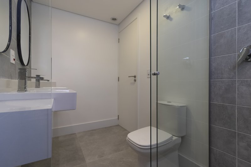Apartamento 155m² no Paraíso 03 dorm 2 suítes 2 vagas Rua Manuel da Nóbrega São Paulo - 