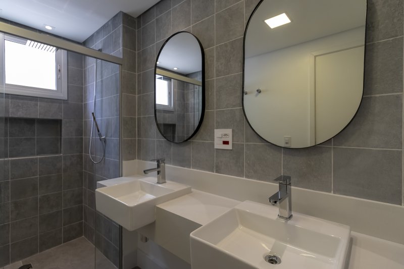 Apartamento 155m² no Paraíso 03 dorm 2 suítes 2 vagas Rua Manuel da Nóbrega São Paulo - 