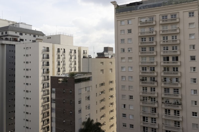 Apartamento 155m² no Paraíso 03 dorm 2 suítes 2 vagas Rua Manuel da Nóbrega São Paulo - 