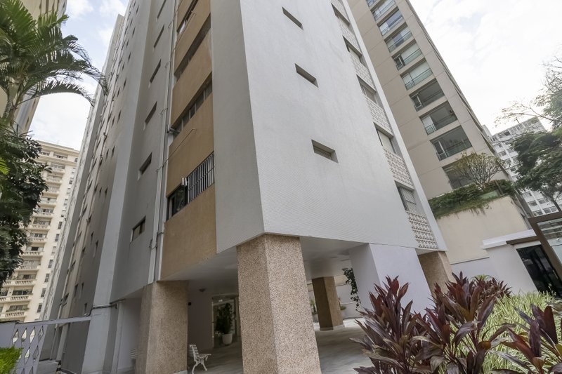 Apartamento 109m² no Jd Paulista 02 dorm 1 suíte 1 vaga Alameda Lorena São Paulo - 