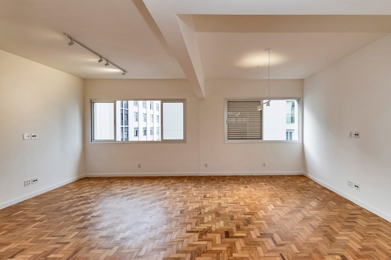 Apartamento 109m² no Jd Paulista 02 dorm 1 suíte 1 vaga Alameda Lorena São Paulo - 