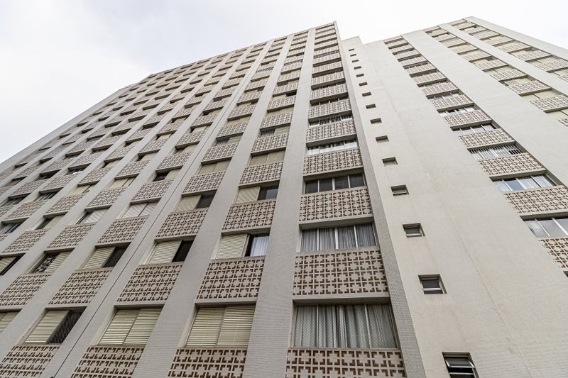 Apartamento 109m² no Jd Paulista 02 dorm 1 suíte 1 vaga Alameda Lorena São Paulo - 
