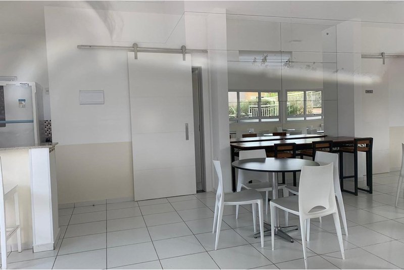 Apartamento á venda, 73m - 2 Dorm. - R$ 299.000 - Mirante Santa Rosalia - Sorocaba SP Rua Professor Luiz de Vasconcelos Sorocaba - 