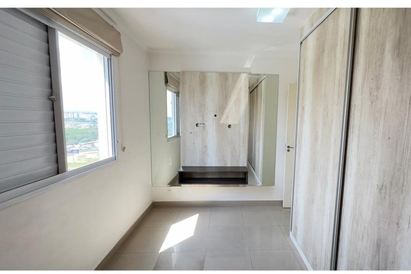 Apartamento á venda, 73m - 2 Dorm. - R$ 299.000 - Mirante Santa Rosalia - Sorocaba SP Rua Professor Luiz de Vasconcelos Sorocaba - 