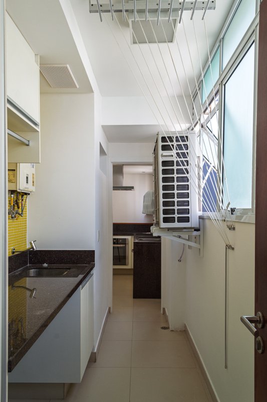 Apartamento 162m² no Jd Paulista 03 dorm 1 suíte 1 vaga Alameda Jaú São Paulo - 