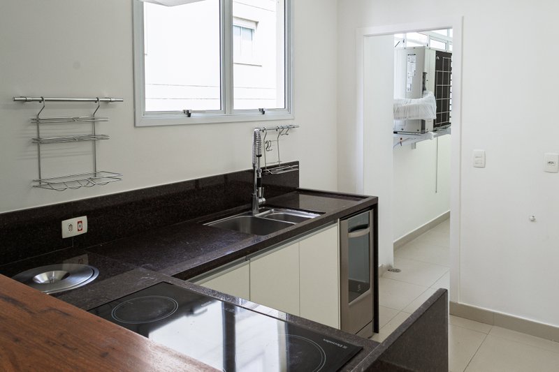 Apartamento 162m² no Jd Paulista 03 dorm 1 suíte 1 vaga Alameda Jaú São Paulo - 