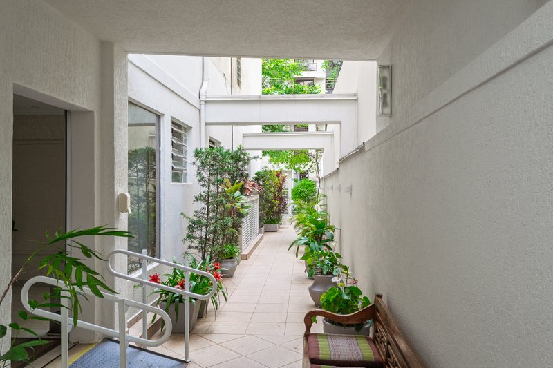 Apartamento 162m² no Jd Paulista 03 dorm 1 suíte 1 vaga Alameda Jaú São Paulo - 