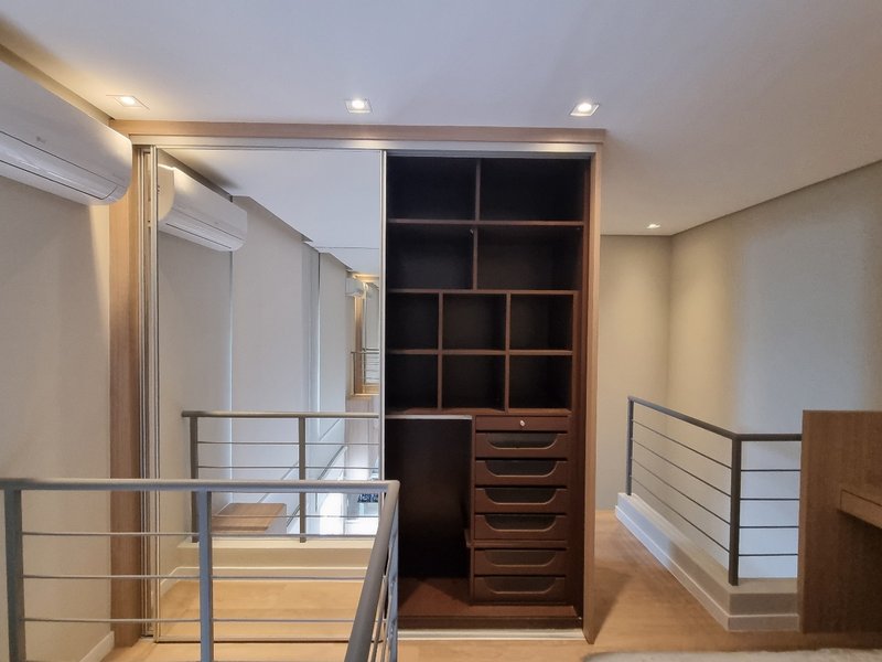 Apartamento Duplex 47m² no Itaim Bibi 01 vaga Rua Urussuí São Paulo - 