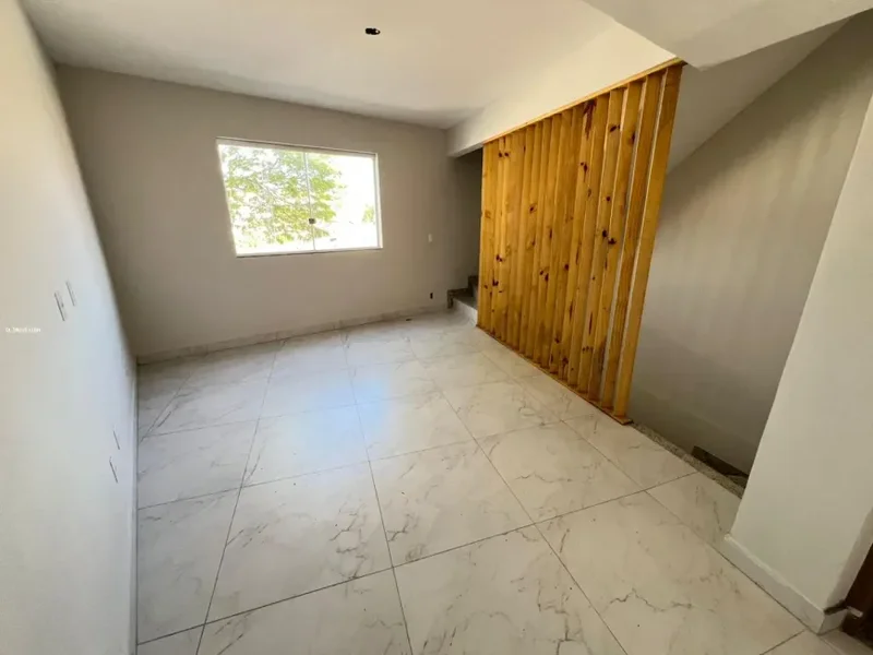 Casa geminada a venda Bairro Céu Azul - 2 quartos com varanda - 2 vagas - Belo Horizonte - 