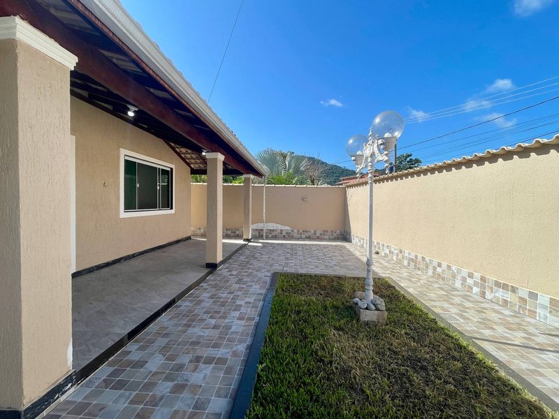 Casa para locação no bairro Quinta Mariana Quinta Mariana Guapimirim - 