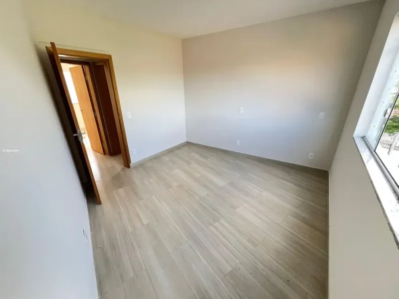 Casa geminada a venda Bairro Céu Azul - 2 quartos com varanda - 2 vagas - Belo Horizonte - 