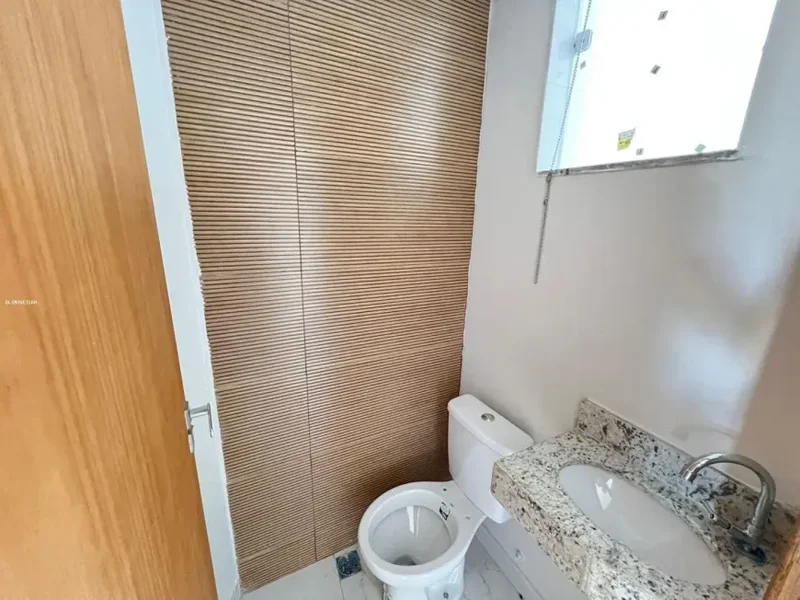 Casa geminada a venda Bairro Céu Azul - 2 quartos com varanda - 2 vagas - Belo Horizonte - 