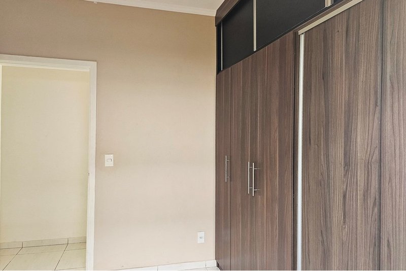 Casa térrea à venda, 122m - 3 Dorm. 2 Suites - R$ 549.500 - Cond. Horto II - Sorocaba SP Rua Izidro Roque da Silva Telo Sorocaba - 