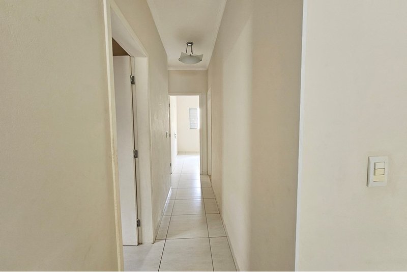 Casa térrea à venda, 122m - 3 Dorm. 2 Suites - R$ 549.500 - Cond. Horto II - Sorocaba SP Rua Izidro Roque da Silva Telo Sorocaba - 