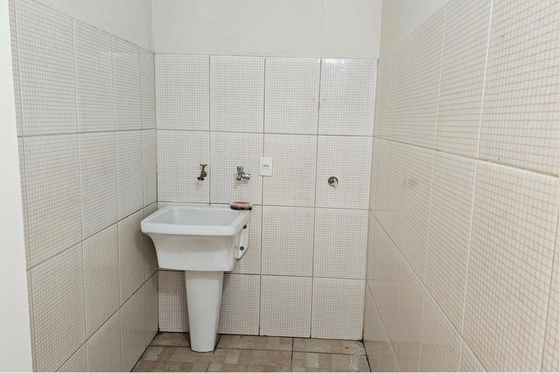 Casa térrea à venda, 122m - 3 Dorm. 2 Suites - R$ 549.500 - Cond. Horto II - Sorocaba SP Rua Izidro Roque da Silva Telo Sorocaba - 