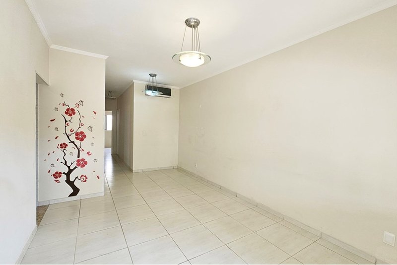 Casa térrea à venda, 122m - 3 Dorm. 2 Suites - R$ 549.500 - Cond. Horto II - Sorocaba SP Rua Izidro Roque da Silva Telo Sorocaba - 