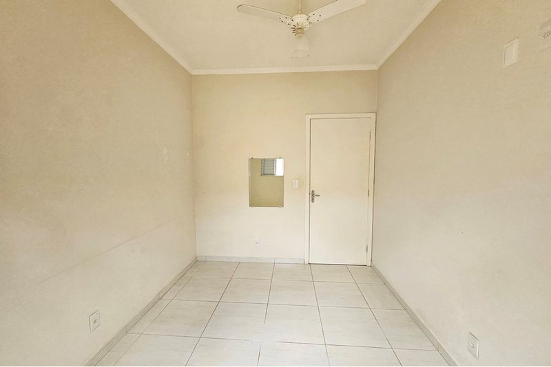 Casa térrea à venda, 122m - 3 Dorm. 2 Suites - R$ 549.500 - Cond. Horto II - Sorocaba SP Rua Izidro Roque da Silva Telo Sorocaba - 