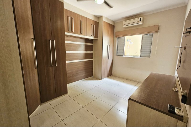 Casa térrea à venda, 122m - 3 Dorm. 2 Suites - R$ 549.500 - Cond. Horto II - Sorocaba SP Rua Izidro Roque da Silva Telo Sorocaba - 