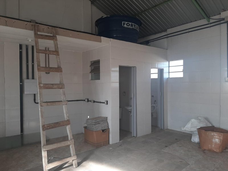 Galpão no Campo Limpo 320m² Rua Crestins São Paulo - 