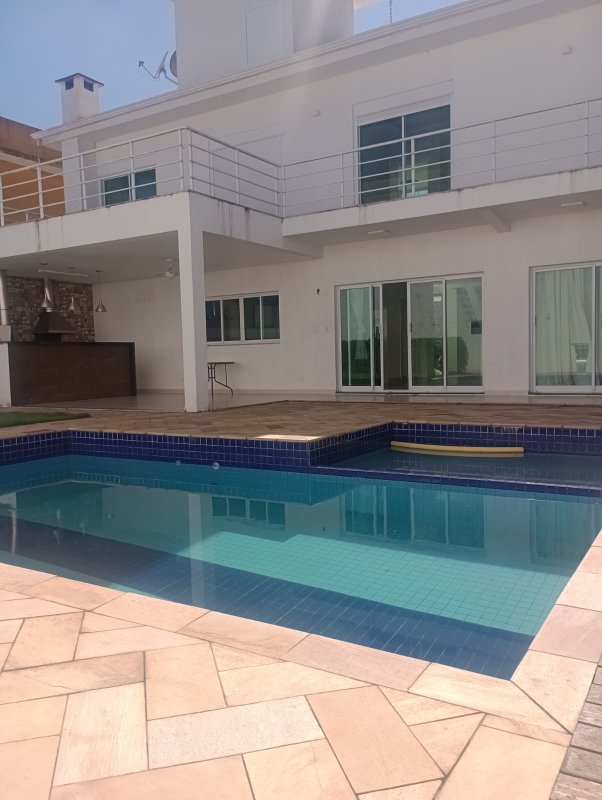 Casa no Condomínio Terras de Santa Adélia em Vargem Grande Paulista, Rua Juriti Vargem Grande Paulista - 