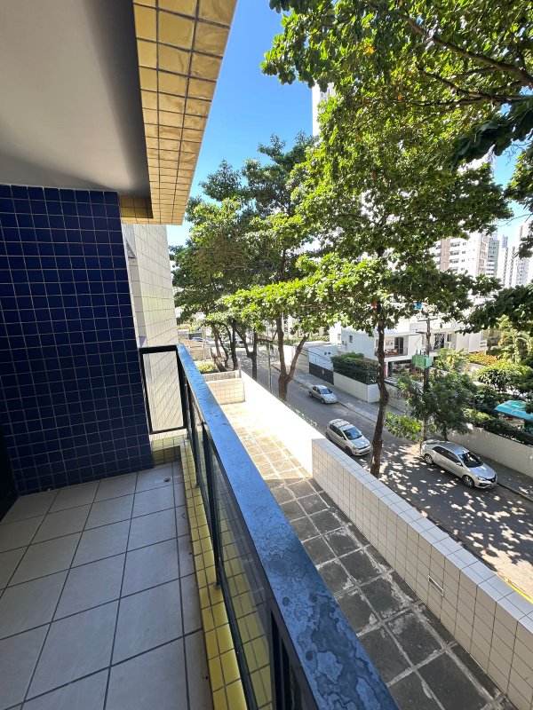 Apartamento à venda com 4 quartos sendo 2 suites, 120m² área útil por R$ 550.000,00 Rua Ministro Nelson Hungria Recife - 