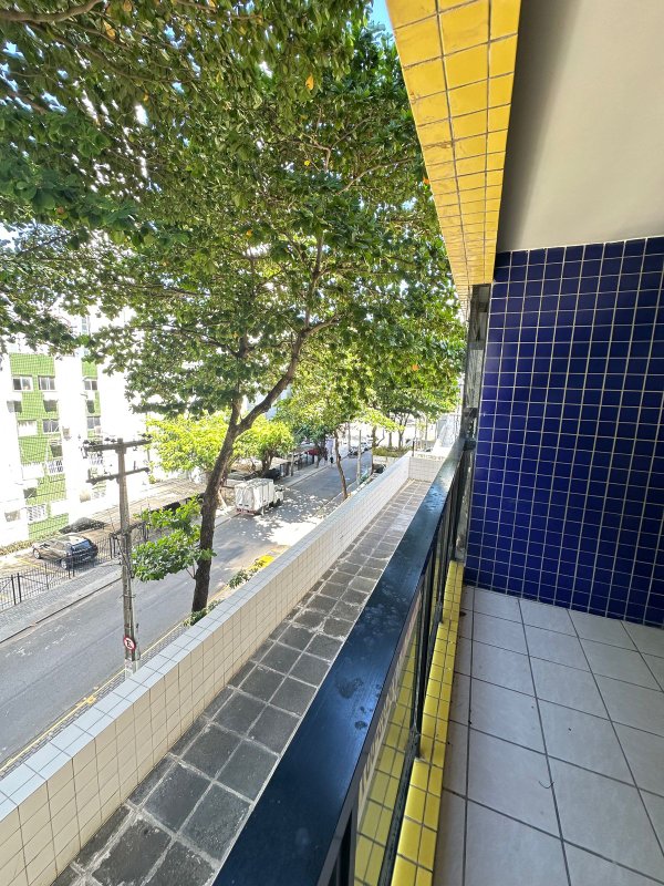 Apartamento à venda com 4 quartos sendo 2 suites, 120m² área útil por R$ 550.000,00 Rua Ministro Nelson Hungria Recife - 
