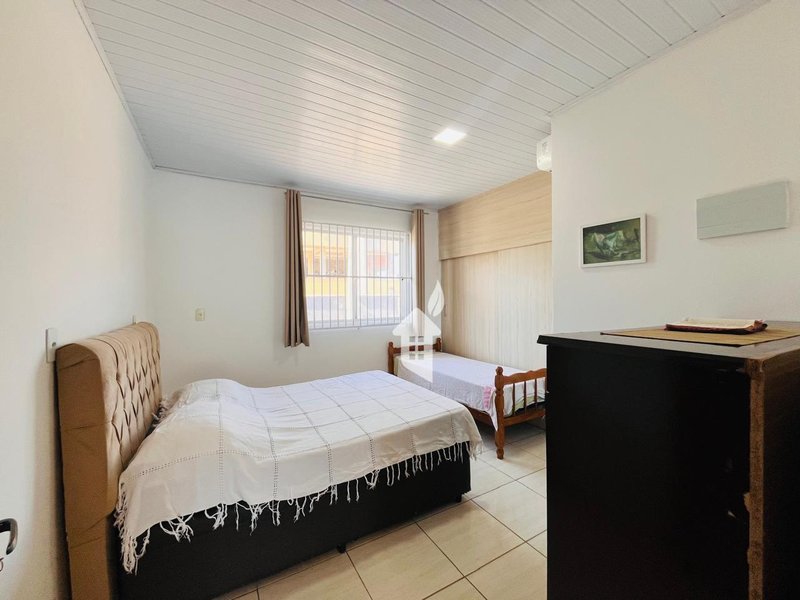 SEU NOVO LAR NA PRAIA, JUNTO AO SOSSEGO! AVERBADA! - São Francisco do Sul - 