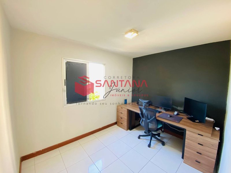 Apartamento mobiliado à venda porteira fechada em Buraquinho Rua Ministro Antônio Carlos Magalhães Lauro de Freitas - 