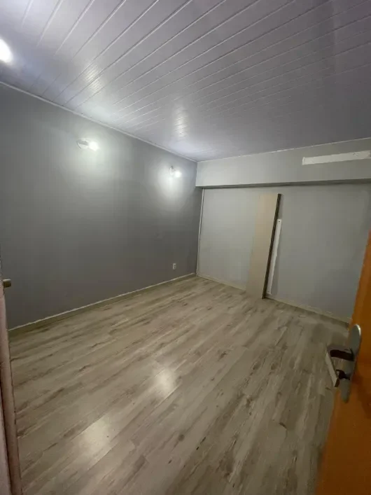 GALPÃO/DEPÓSITO/ARMAZÉM á VENDA - com 175m² - 03 banheiros - R$1.250Mi Avenida Guarapari Belo Horizonte - 