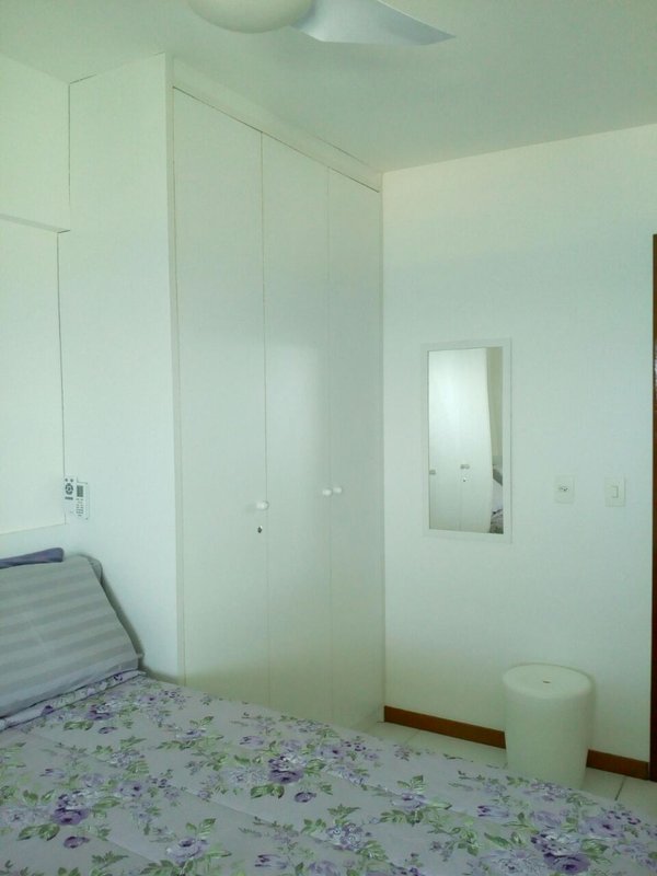 APARTAMENTO VISTA MAR QUARTO SALA VARANDA ÁREA DE SERVIÇO GARAGEM À VENDA NA BARRA! Rua da Palmeira Salvador - 