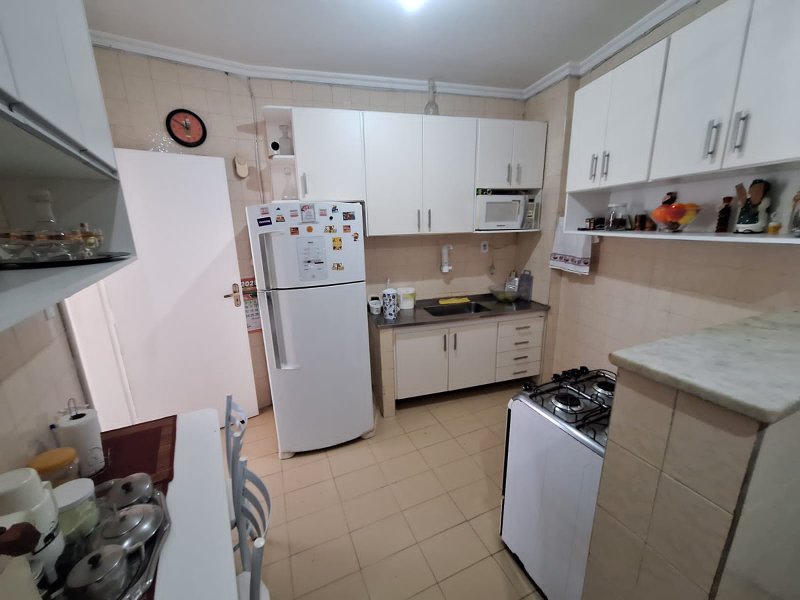 APARTAMENTO NASCENTE 3 QUARTOS SUÍTE DEPENDÊNCIA 2 GARAGENS À VENDA NA BARRA! Avenida Princesa Isabel Salvador - 