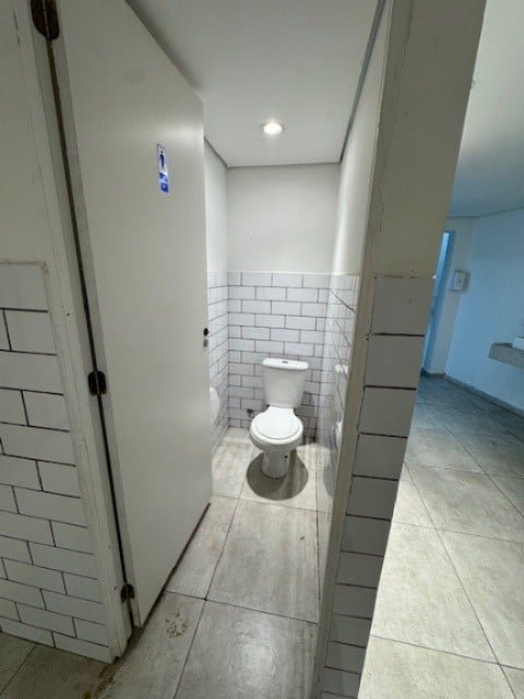 Prédio Inteiro para alugar, 1300m² - Foto 8