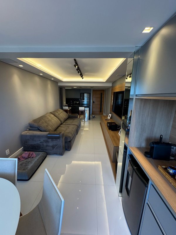 APARTAMENTO  VISTA MAR QURTA SALA  ÁREA DE SERVIÇO GARAGEM À VENDA NO JARDIM ARMAÇÃO! Rua Américo Vespúcio Salvador - 