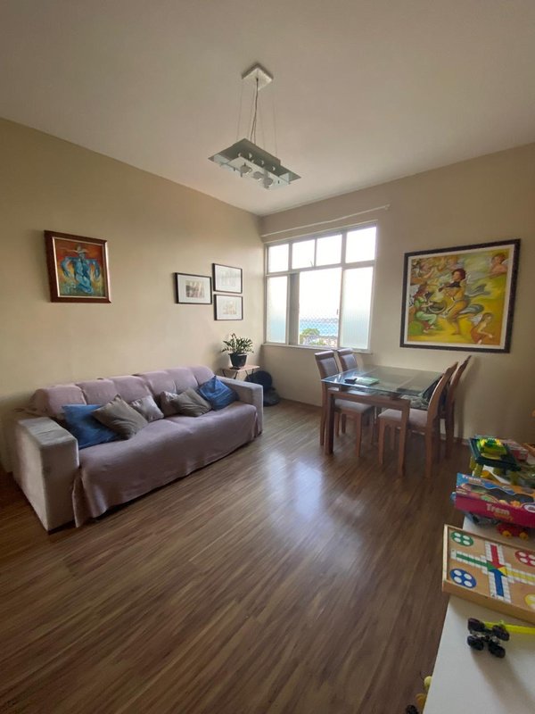 APARTAMENTO  NASCENTE VISTA MAR 2 QUARTOS GABINETE ÁREA DE SERVIÇO À VENDA NO BARBALHO! Rua Professor Viegas Salvador - 