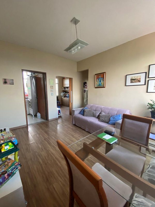 APARTAMENTO  NASCENTE VISTA MAR 2 QUARTOS GABINETE ÁREA DE SERVIÇO À VENDA NO BARBALHO! Rua Professor Viegas Salvador - 