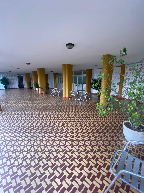 APARTAMENTO  NASCENTE VISTA MAR 2 QUARTOS GABINETE ÁREA DE SERVIÇO À VENDA NO BARBALHO! Rua Professor Viegas Salvador - 