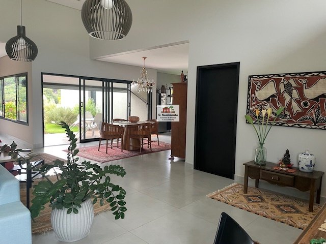Casa de Condomínio à venda com 3 quartos, 240m² - Foto 10
