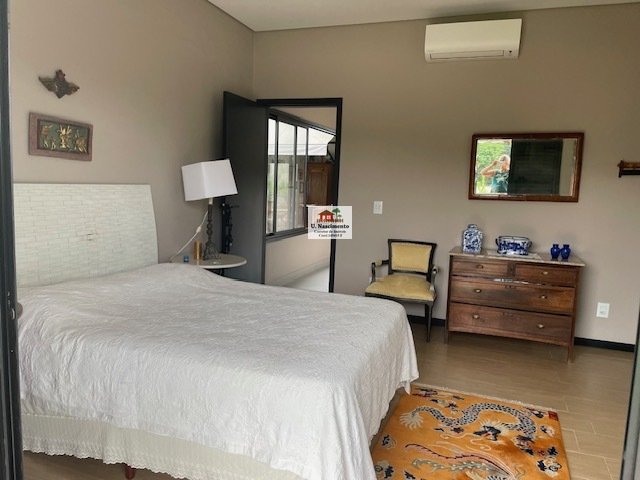 Casa de Condomínio à venda com 3 quartos, 240m² - Foto 18