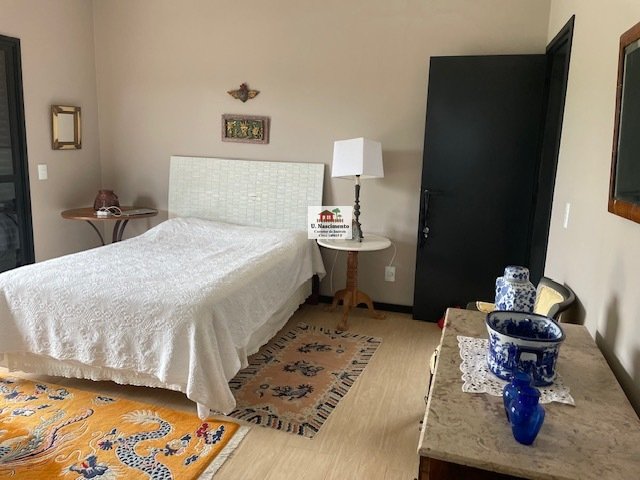 Casa de Condomínio à venda com 3 quartos, 240m² - Foto 17