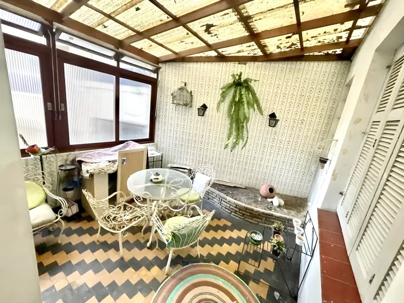 R$ 360.000 - PREÇO INCRÍVEL - APARTAMENTO - 139M2 - 3 DORM - 2 BANHEIROS - SACADA Rua Doutor Barros Cassal Porto Alegre - 