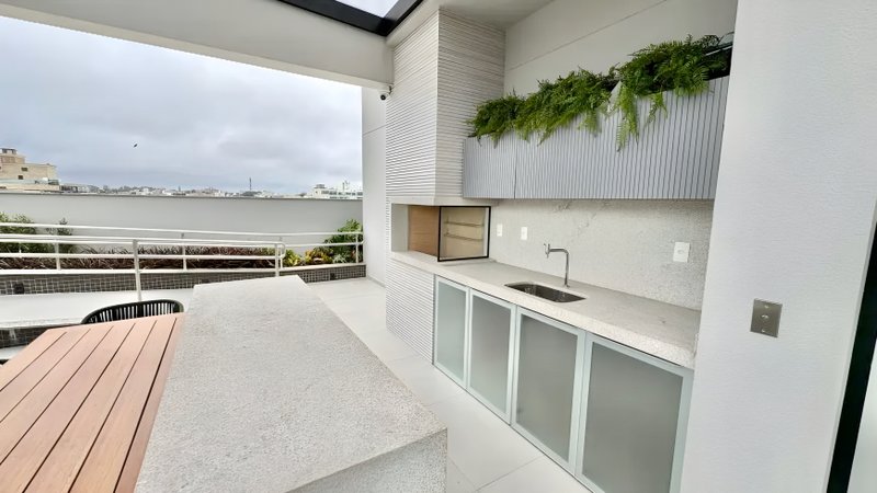 R$ 630.000 - MY HUB SMART LIVING - STUDIO PREMIUM - 47M2 - 1 DORM - SACADA - INFRA - VAGA Rua Marques de Carvalho Florianópolis - 