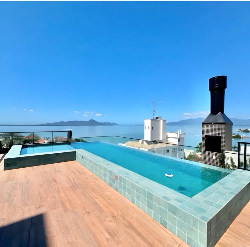 R$ 630.000 - MY HUB SMART LIVING - STUDIO PREMIUM - 47M2 - 1 DORM - SACADA - INFRA - VAGA Rua Marques de Carvalho Florianópolis - 