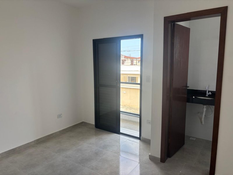 🏡 Sobrado Individual à Venda – Massaguaçu - Caraguatatuba - 
