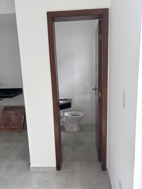 🏡 Sobrado Individual à Venda – Massaguaçu - Caraguatatuba - 